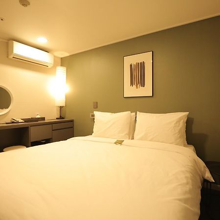 The Hotel Young Inn Seoul Eksteriør billede