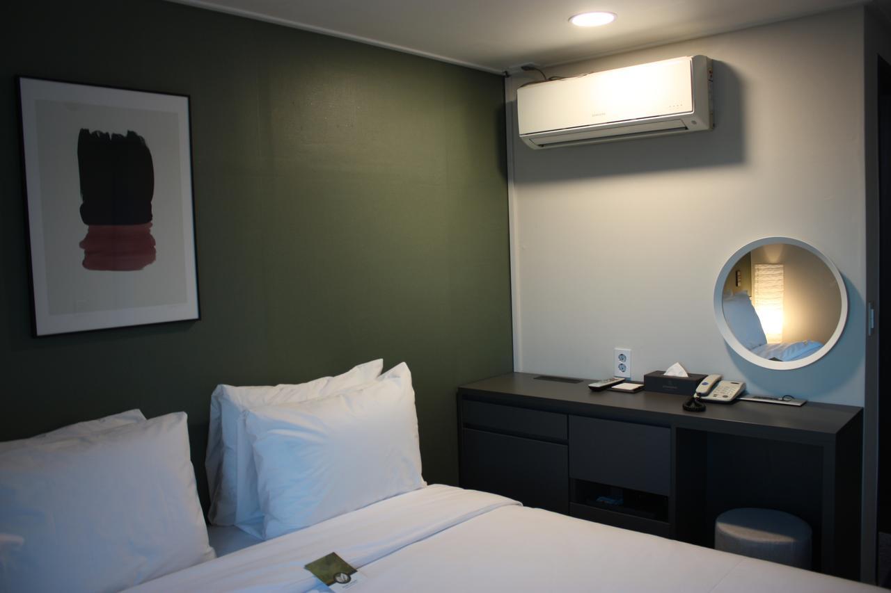 The Hotel Young Inn Seoul Eksteriør billede