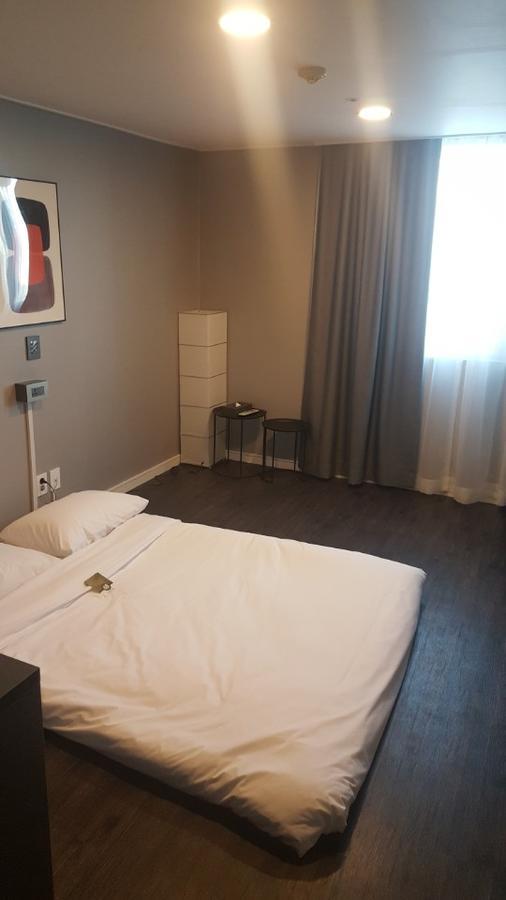 The Hotel Young Inn Seoul Eksteriør billede